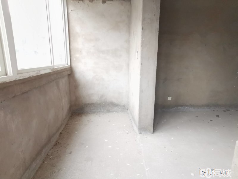 诚心出售 中天景苑 三中 一初 六小学校 可正常过户 可分期